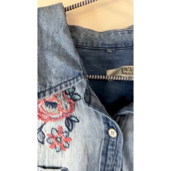 Denim Button Down Shirt Floral Embroidered Western Style Top - Picture 4 of 4